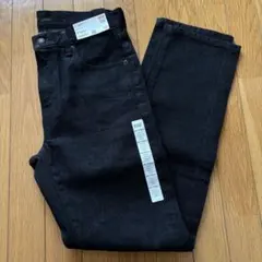 UNIQLO ￼レギュラーフィットジーンズ ブラック 29インチ