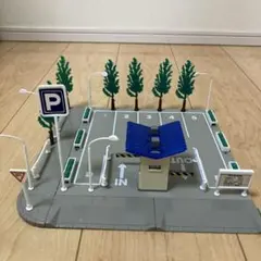 廃盤】トミカタウン すかいらーく ミニカー無し - メルカリ