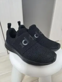 adidas ランニング ライト レーサー アダプト 24.5cm