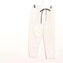 美品 JEANASIS F テーパード パンツ ストライプ柄 レディースのサムネイル