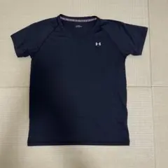 アンダーアーマー　レディース　Tシャツ　Sサイズ相当　ブラックのサムネイル