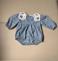 青い刺繍付きロンパース 73cm