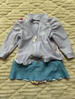 90cmラッシュガード&水着