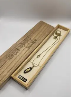 Item thumbnail for item fcc800bf-7594-4abb-b2ba-c3b7fee4af8b