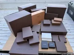 ルイヴィトン カルティエ　シャネル　バーバリー　いろいろ　空箱　まとめ　手渡し