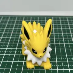 s*e様 ポケモン 指人形　フィギュア まとめ売り まとめ売り】ポケモン 指人形 フィギュア 43個 他3個 - メルカリ