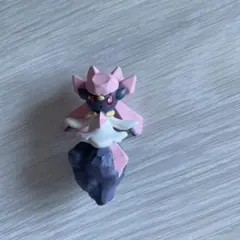 ポケモン　ディアンシー　フィギュア