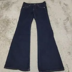 H&M　DIVIDED ダークデニム フレアパンツ EUR 32