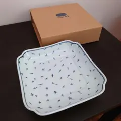 【未使用品】scope別注 東屋 木瓜角皿ヒラヒラ正角 Bのサムネイル