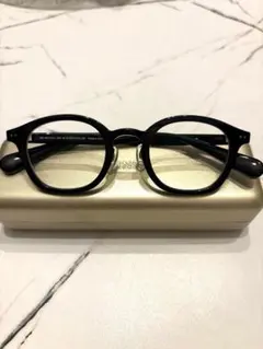 【極美品】JINS 黒縁メガネ 度無しラウンド 伊達メガネ ケース付き