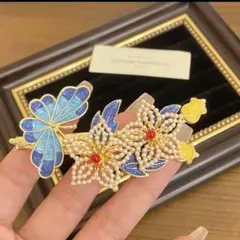 和風髪飾り 蝶と花のデザイン