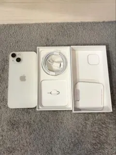 Apple iPhone 13 ホワイト 本体