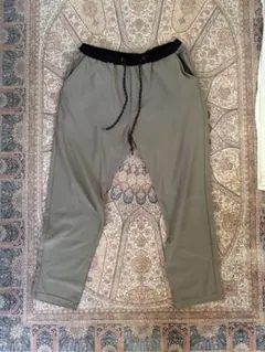 JUNRED カーキ パンツ