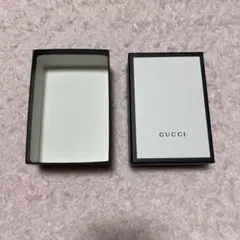 GUCCI ギフトボックス ホワイト/ブラック 約10x7x3cm