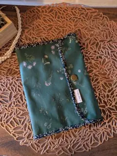 Item thumbnail for item d8482fa5-197f-4025-b3fb-341e52b1abcc