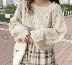 アプレジュール　バックリボンケーブルニットMサイズ