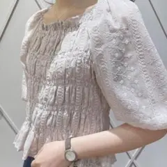 【未使用】シアー刺繍シャーリングブラウスマジェスティックレゴン ブラウス フリル