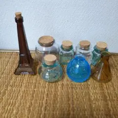置物飾り物　小さなガラス容器色々　8点