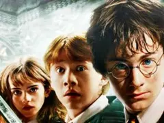 ハリー・ポッターと秘密の部屋　映画パンフレット　２００２年平成１４年１１月１１日