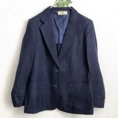 Item thumbnail for item e686d031-32d4-4fbc-934d-f6d7b96267cb