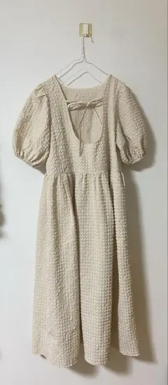 w closet バックリボンパフスリーブワンピース　アイボリー