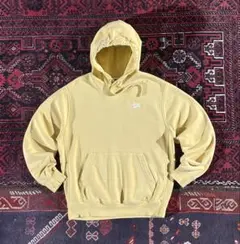 c*e様 NIKE ナイキ ワンポイントロゴ プルオーバー パーカー イエロー