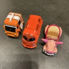 ディズニー　トミカ　ピクサー　ピグレッド