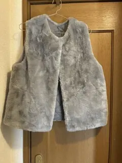ZARA キッズ グレー フェイクファーベスト
