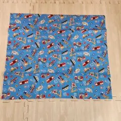 はたらく車　プリント柄　生地　水色　男の子