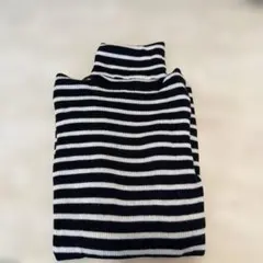 ユニクロ　メリノリブタートルネックセーター　ボーダー　ブラック　L