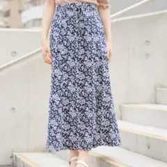 花柄スカート　ネイビーのサムネイル