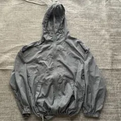 グレー フード付き ナイロンジャケット