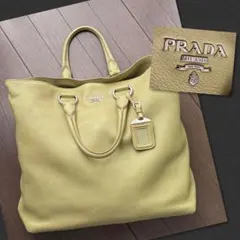 PRADA レザーバッグ ショルダーストラップ付き★ピスタチオグリーン
