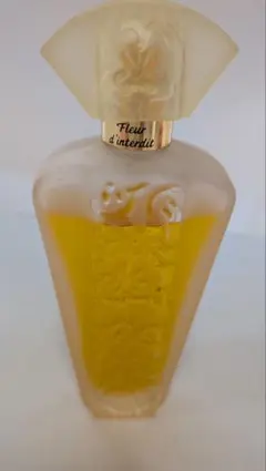 Givenchy Fleur d'Interdit 50ml 残量9割程度 香水 - メルカリ