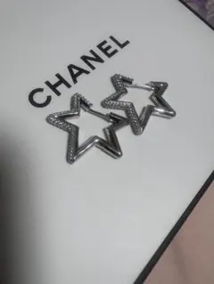 星形ピアス ストーン付きピアス