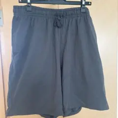 GU XL グレー ショートパンツ