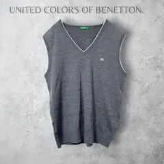 【UNITED COLORS OF BENETTON.】　Vネック　ニットベスト