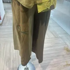 着物風和柄刺繍入りブラウンパンツ