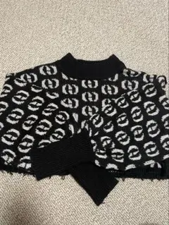 ロゴパターン 長袖ニットセーター ブラック/ホワイト