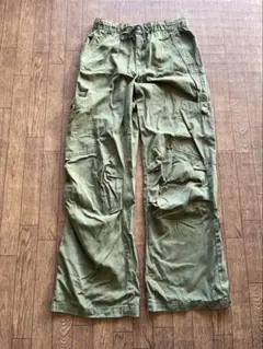 FOREVER 21 オリーブグリーン カーゴパンツ