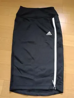 adidas 黒 タイトスカート Mサイズ