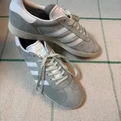 adidas GAZELLE ガゼル グレー