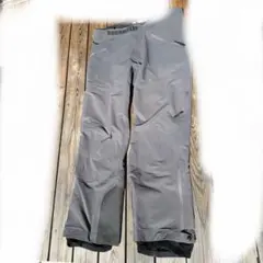 2026年最新】arc'teryx スキーパンツの人気アイテム - メルカリ