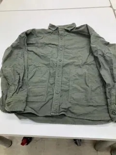 OMNIGOD オリーブグリーン ボタンアップシャツ