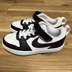 新品 Nike スニーカー ブラック ホワイト コートボロー 17㎝