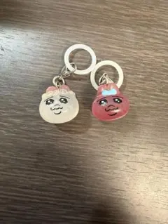 おぱんちゅうさぎ　めじるしキーホルダー　２個セット