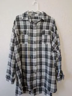 チェック柄シャツ Mサイズ ブラック・ホワイト