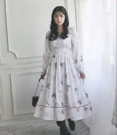 トッコクローゼット シャーリングフラワープリント ワンピース