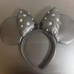 スタッズ付きブラック耳型カチューシャ