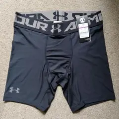 新品Under Armour トレーニングショーツ 2XLブラック　2枚セットのサムネイル